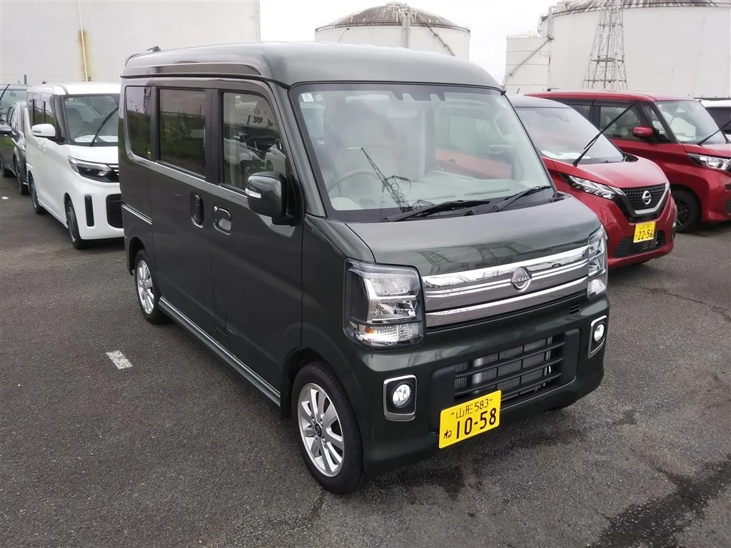 Nissan NV100 Clipper Rio DR17W 2024